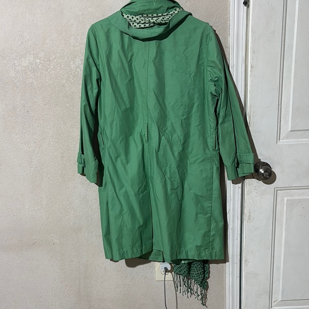 GAP Green Trench Coat with Scarf - Picture 2 of 4